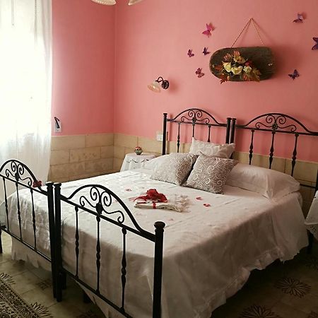 La Casina Di Vanni - Casa Vacanza Nel Cuore Del Salento 奥尼萨诺 外观 照片