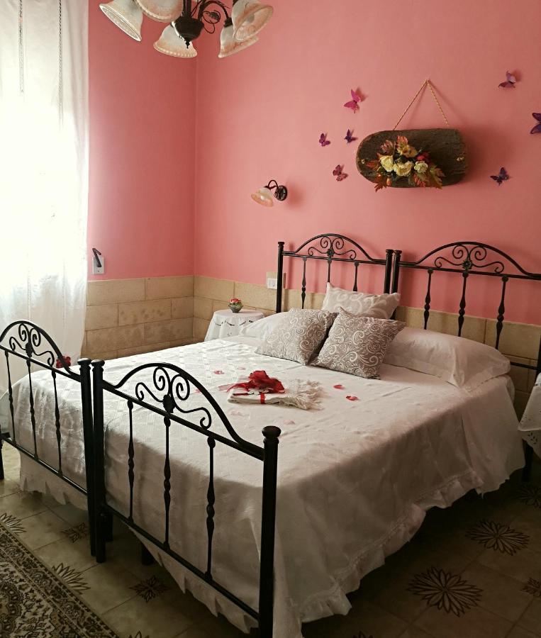 La Casina Di Vanni - Casa Vacanza Nel Cuore Del Salento 奥尼萨诺 外观 照片